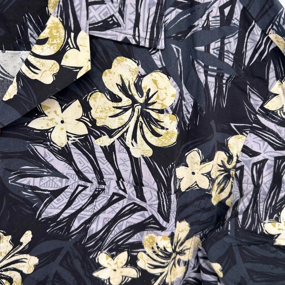 VTG ALOHA REPUBLIC Mens 2XL Hawaiian Black Floral Short Sleeve Shirt Made in USA